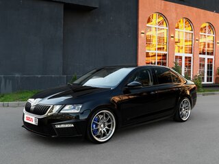2018 Skoda Octavia III (A7) Рестайлинг, чёрный, 1675000 рублей, вид 1