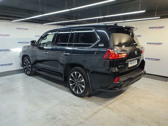 2021 Lexus LX 570 III Рестайлинг 2, чёрный, 12500000 рублей - вид 3