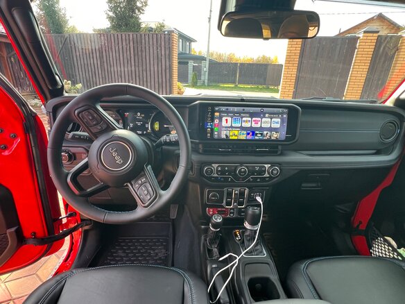 2025 Jeep Wrangler 4xe IV (JL) Рестайлинг, красный, 6950000 рублей - вид 13