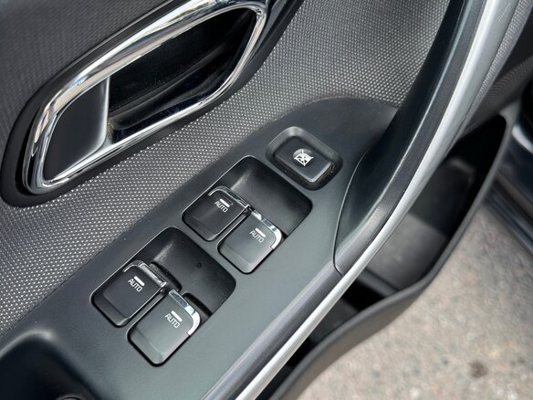 2017 Kia Ceed II Рестайлинг, чёрный, 1430000 рублей - вид 20