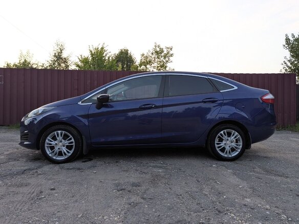 2016 Ford Fiesta Mk6 Рестайлинг, синий - вид 7