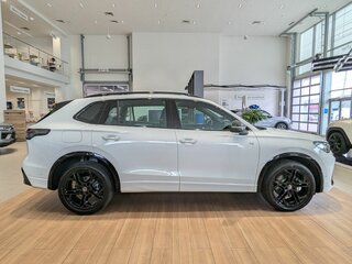 2026 Volkswagen Tiguan L II Рестайлинг (China Market), белый, 5190000 рублей, вид 4