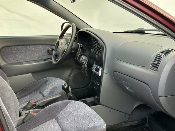 2006 Kia Spectra I Рестайлинг 2, красный, 350000 рублей - вид 9