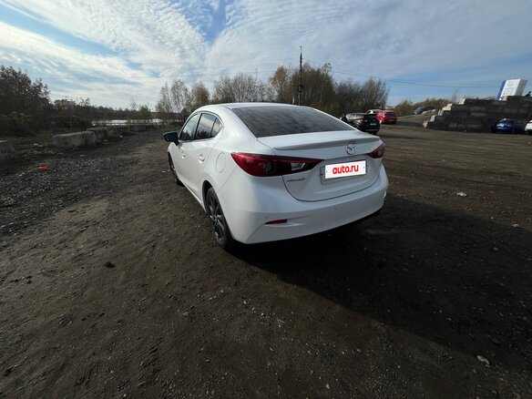 2014 Mazda 3 III (BM), белый, 1349000 рублей - вид 4