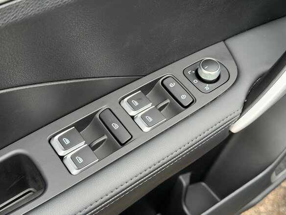 2026 Geely Coolray (Binyue Cool) I Рестайлинг, серый - вид 13