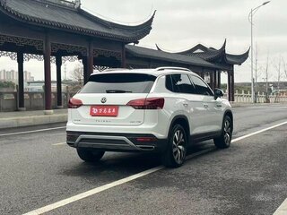 2022 Volkswagen Tayron I, белый, 2490000 рублей, вид 4