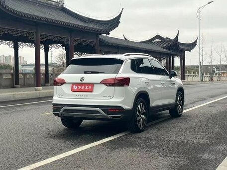 2022 Volkswagen Tayron I, белый, 2490000 рублей, вид 4