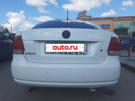 2014 Volkswagen Polo V, белый, 710000 рублей, вид 4