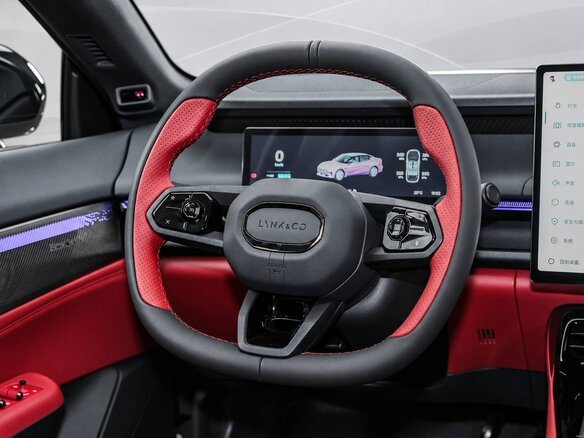 2026 Lynk & Co 07 GT I Рестайлинг, зелёный, 4490000 рублей - вид 9