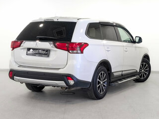 2018 Mitsubishi Outlander III Рестайлинг 2, белый, 1955000 рублей, вид 5