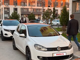 2009 Volkswagen Golf VI, белый, 890000 рублей, вид 1