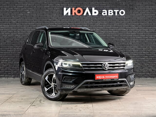 2018 Volkswagen Tiguan II, чёрный, 2605000 рублей, вид 3