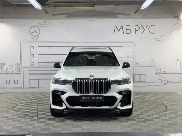 2022 BMW X7 40d I (G07), белый, 9495000 рублей - вид 5