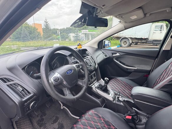 2011 Ford Focus III, серебристый, 600000 рублей - вид 7