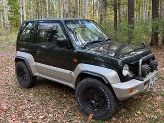1995 Mitsubishi Pajero Junior, зелёный, 600000 рублей, вид 4