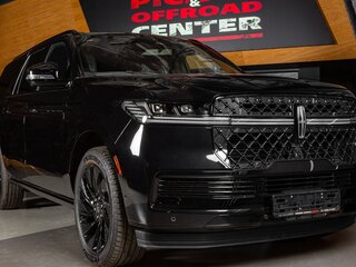 2025 Lincoln Navigator L V, чёрный, 16998000 рублей, вид 2