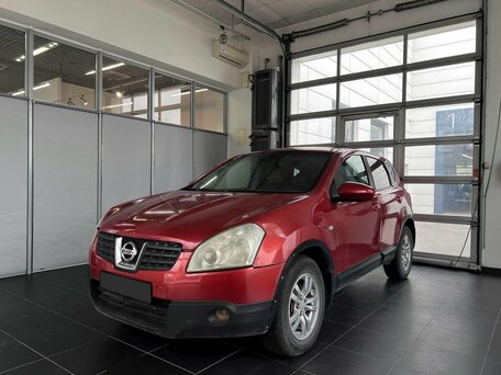 2008 Nissan Qashqai I, красный, 700000 рублей, вид 3