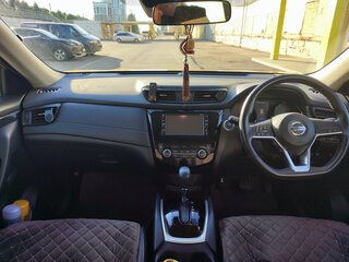 2018 Nissan X-Trail III, золотистый, 1999999 рублей, вид 4