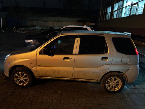 2006 Suzuki Ignis II (HR), серебристый, 630000 рублей - вид 1