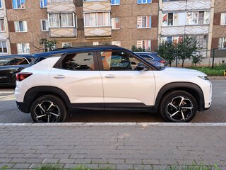 2022 Chevrolet TrailBlazer III, белый, 2799000 рублей, вид 2
