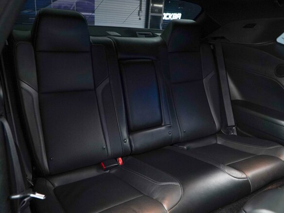 2017 Dodge Challenger III Рестайлинг 2, серый - вид 6