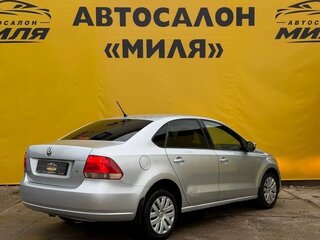 2013 Volkswagen Polo V, серебристый, 740000 рублей, вид 5