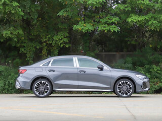 2026 Audi A3L 35 TFSI IV (8Y) Рестайлинг, серый, 3600000 рублей, вид 4