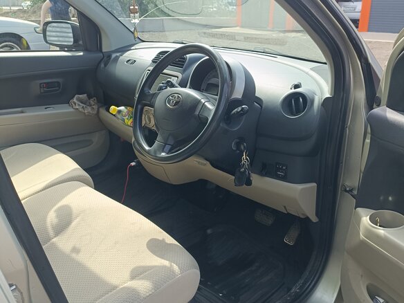 2010 Toyota Passo I (C10), золотистый, 400000 рублей - вид 6