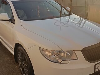 2011 Skoda Superb II, белый, 1400000 рублей, вид 5