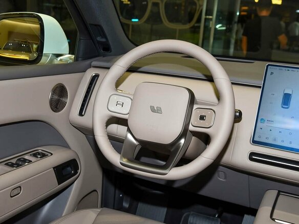 2026 Li Auto (Lixiang) L6 II, белый, 7730000 рублей - вид 9