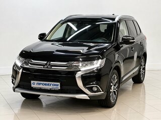 2017 Mitsubishi Outlander III Рестайлинг 2, чёрный, 1780000 рублей, вид 1