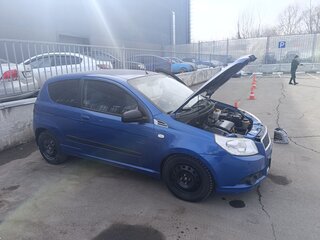 2010 Chevrolet Aveo I Рестайлинг, синий, 270000 рублей, вид 3