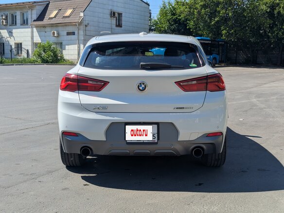 2018 BMW X2 xDrive20i I (F39), белый, 2410000 рублей - вид 4