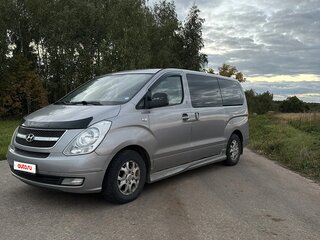 2011 Hyundai H-1 5-speed II, серебристый, 1600000 рублей, вид 1