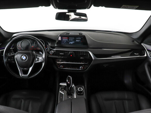 2019 BMW 5 серии 520d xDrive VII (G30/G31/G38), чёрный, 2690000 рублей - вид 8