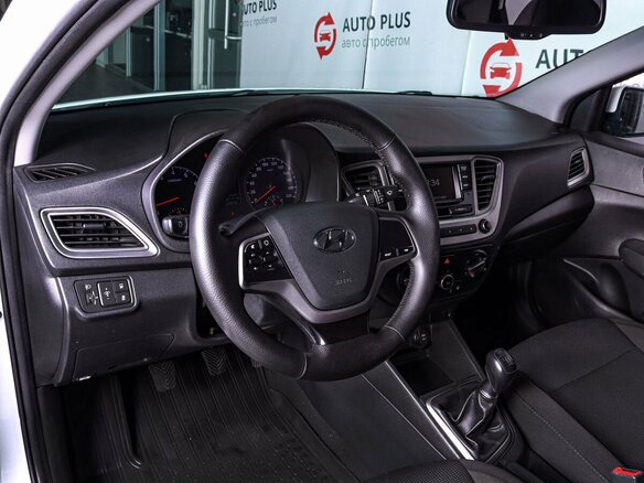 2019 Hyundai Solaris II, белый, 1150000 рублей - вид 6