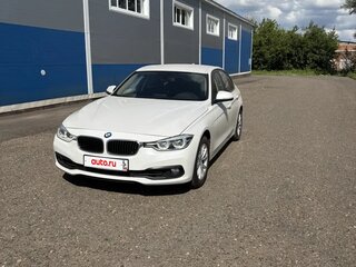 2018 BMW 3 серии 320i VI (F3x) Рестайлинг, белый, 2400000 рублей, вид 4