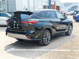 2026 Toyota Highlander IV (XU70), чёрный, 5650000 рублей, вид 5