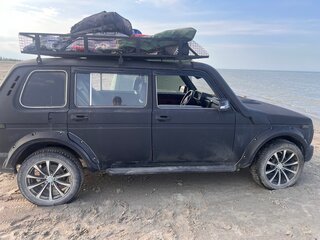 2004 Lada (ВАЗ) 2131 (4x4) I, чёрный, 550000 рублей, вид 3