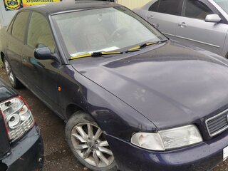 1998 Audi A4 I (B5), синий, 220000 рублей, вид 4