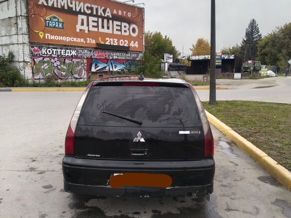 2001 Mitsubishi Lancer Cedia IX, чёрный, 200000 рублей - вид 2