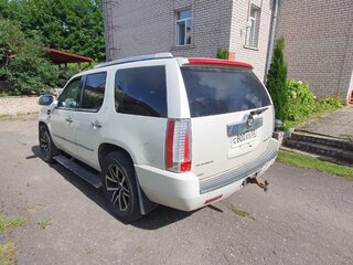 2012 Cadillac Escalade III, белый, 1850000 рублей, вид 2