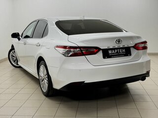 2019 Toyota Camry VIII (XV70), белый, 2700000 рублей, вид 4