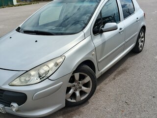 2006 Peugeot 307 I Рестайлинг, серебристый, 450000 рублей, вид 3