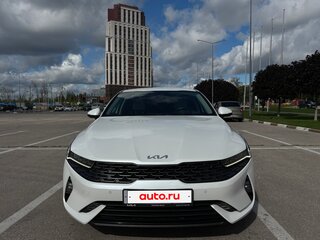 2022 Kia K5 III, белый, 3200000 рублей, вид 2