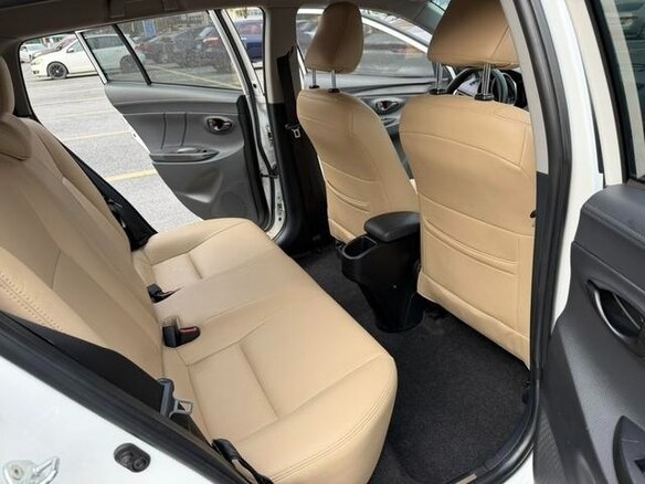 2021 Toyota Yaris L XP150 Рестайлинг, белый - вид 12