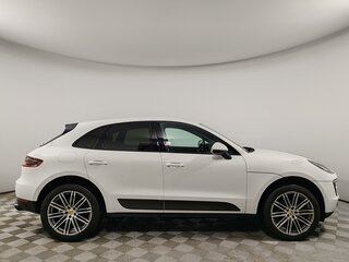 2018 Porsche Macan I, белый, 3000000 рублей, вид 4