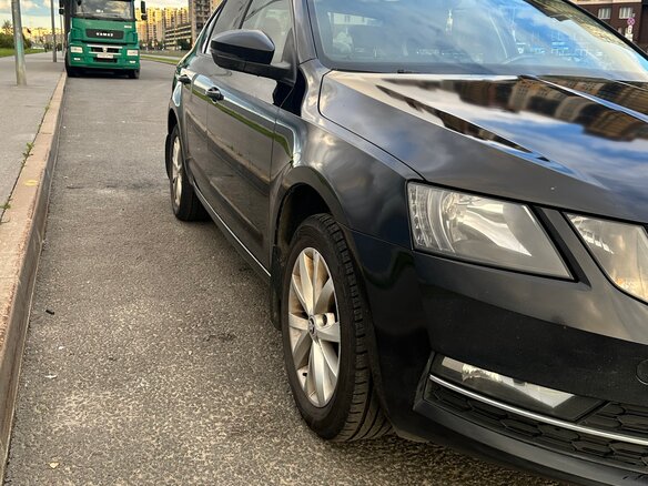 2017 Skoda Octavia III (A7) Рестайлинг, чёрный, 1480000 рублей - вид 6