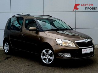 2012 Skoda Roomster I Рестайлинг, коричневый, 840000 рублей, вид 3