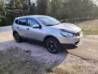 2011 Nissan Qashqai+2 I Рестайлинг, серебристый, 615000 рублей, вид 2